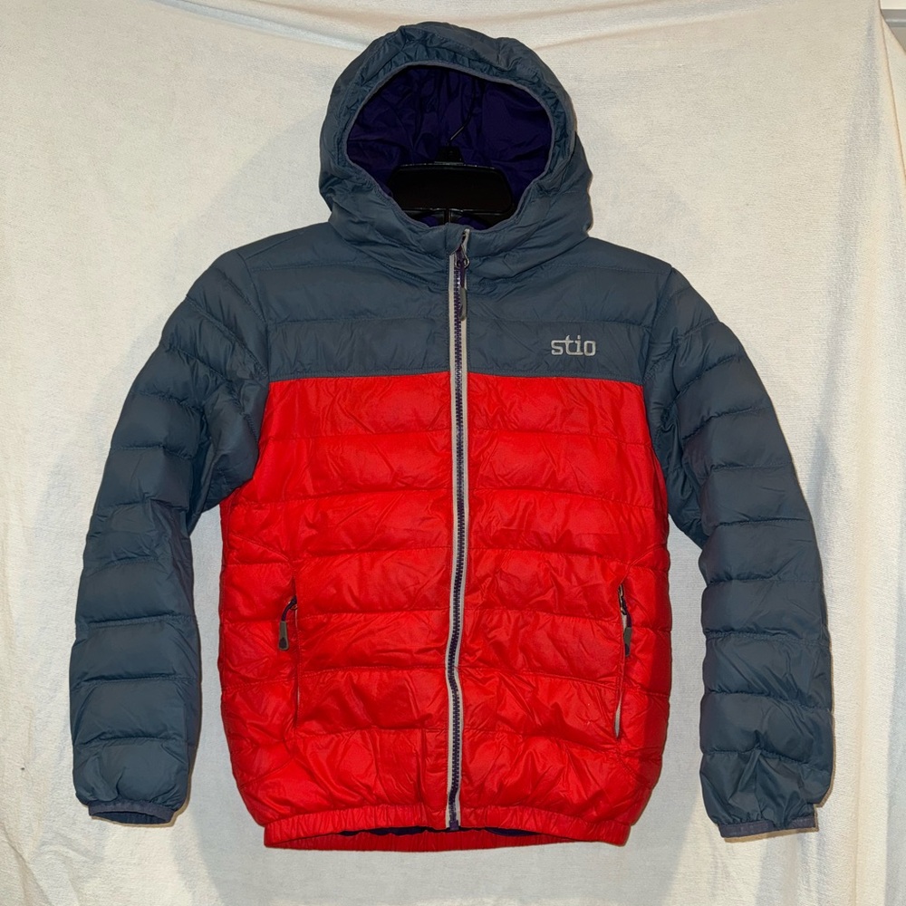 Stio Kids Puffer Jacket - Crimson and Charcoal